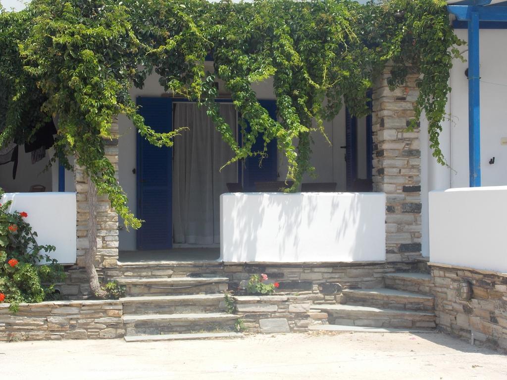 Vrahos Studios Kionia Chambre photo